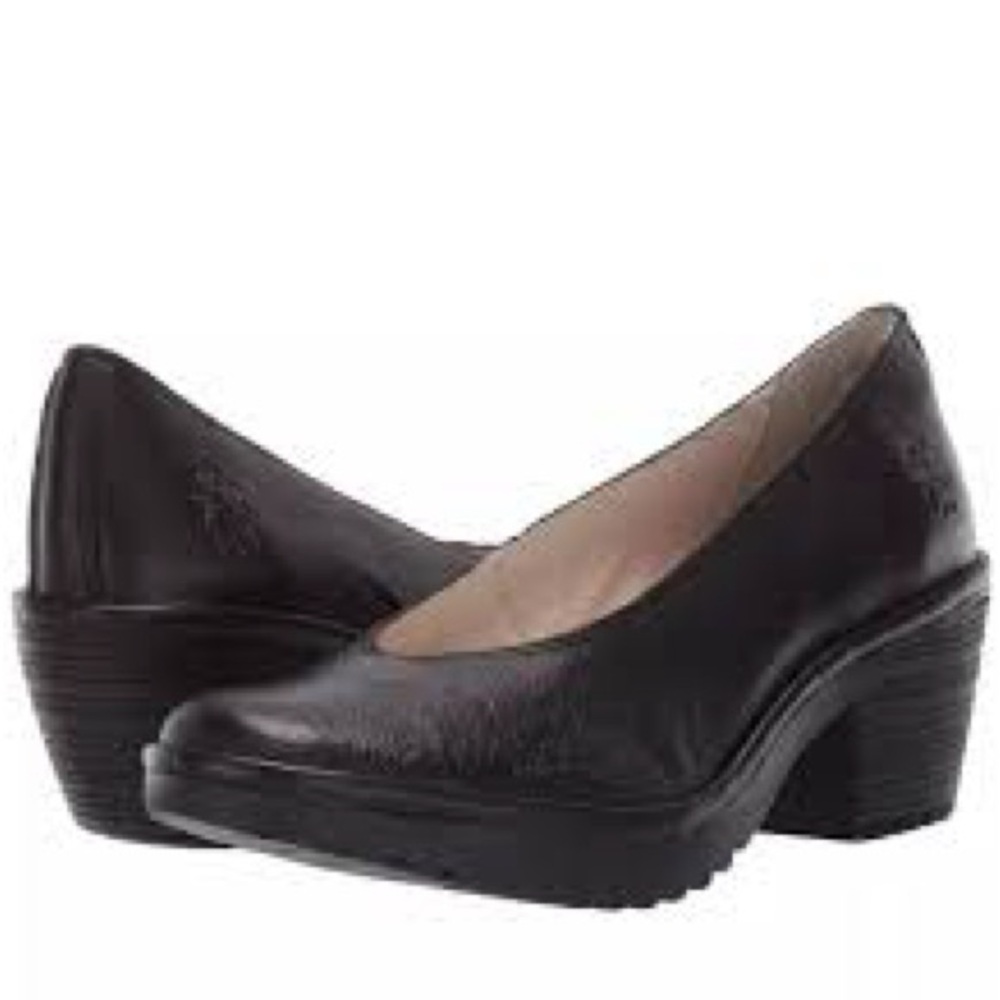 Fly London Black Walo Leather Pump
